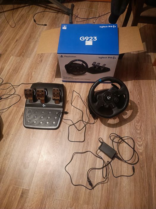 Руль игровой Logitech g923