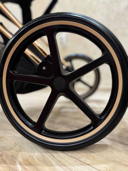 Cybex Priam 4 Spring Blossom light