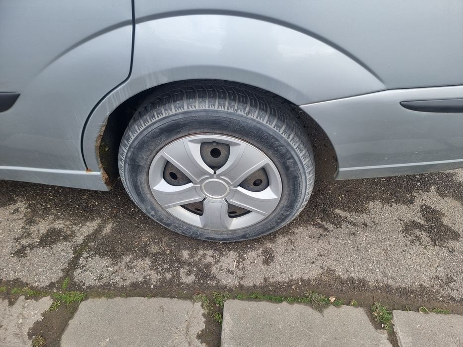 Vand Ford Focus an 2005