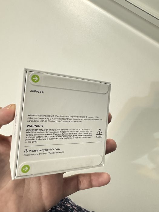 AirPods 4 запечатанный