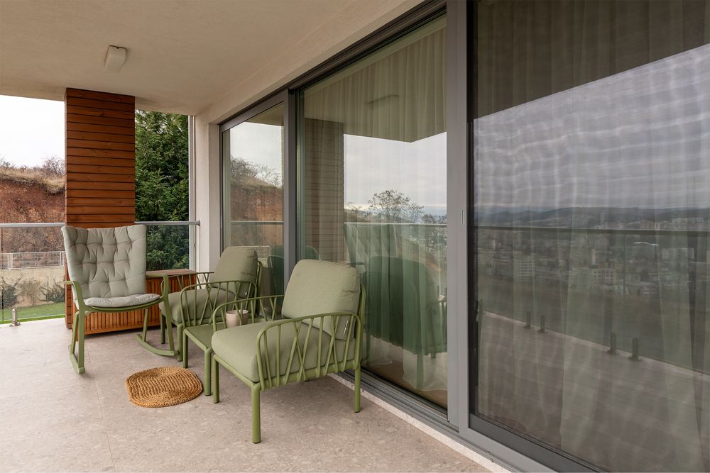 Apartament premium 65mp | Panoramă spectaculoasă | Terasa 20mp | Complet mobilat și utilat