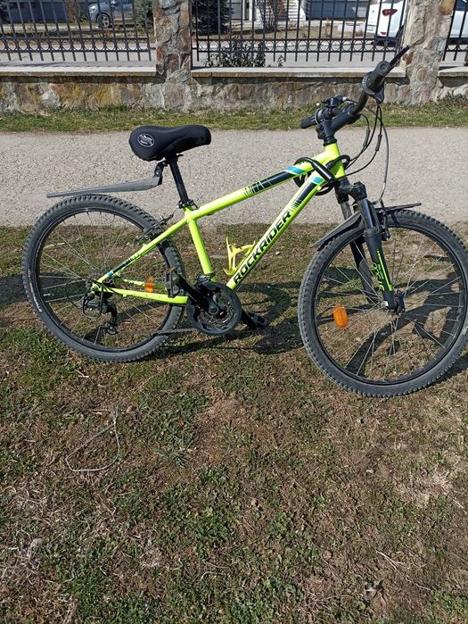 Vând bicicleta băieți