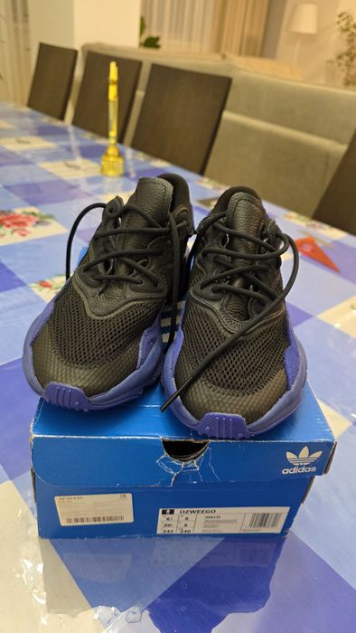 Оригинальные кроссовки Adidas размер 38-39