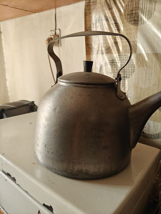 Чайник алюминиевый, армейский.