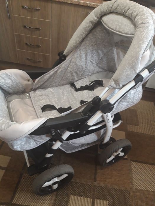 Детская коляска зима-лето