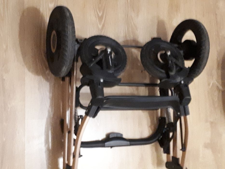 Коляска для новорожденных