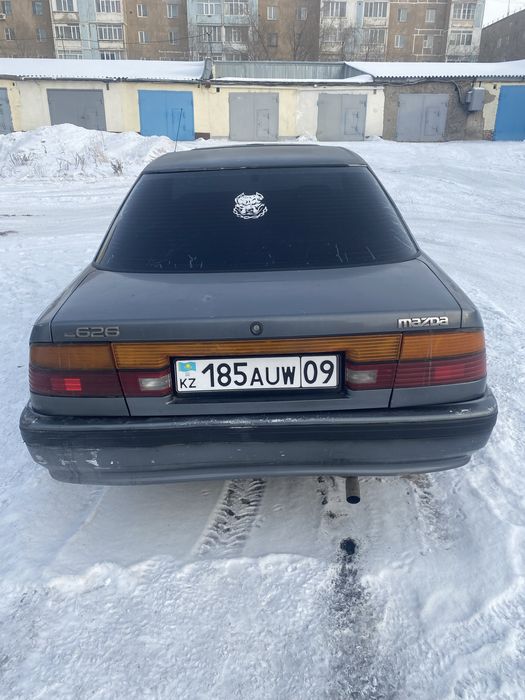 Мазда 626, 2.2, 1988 год