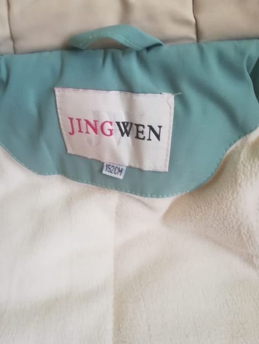 продам куртку для девочки