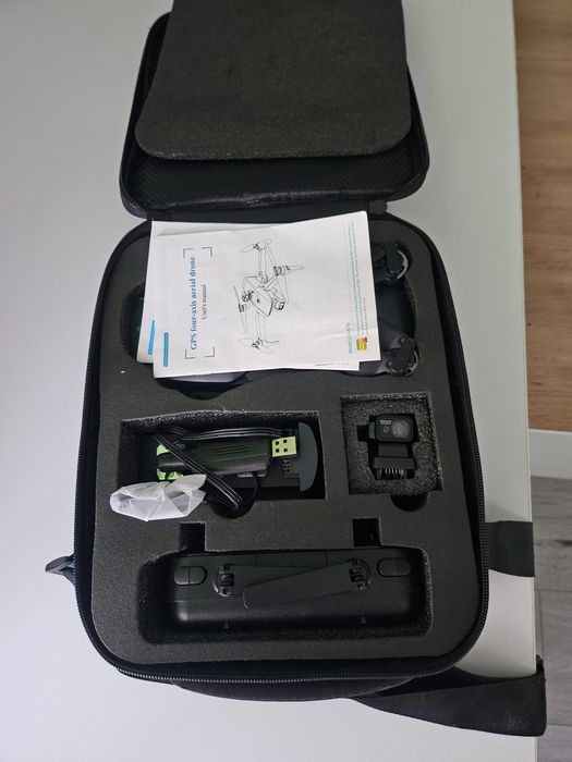 Drona în stare foarte bună de funcționare