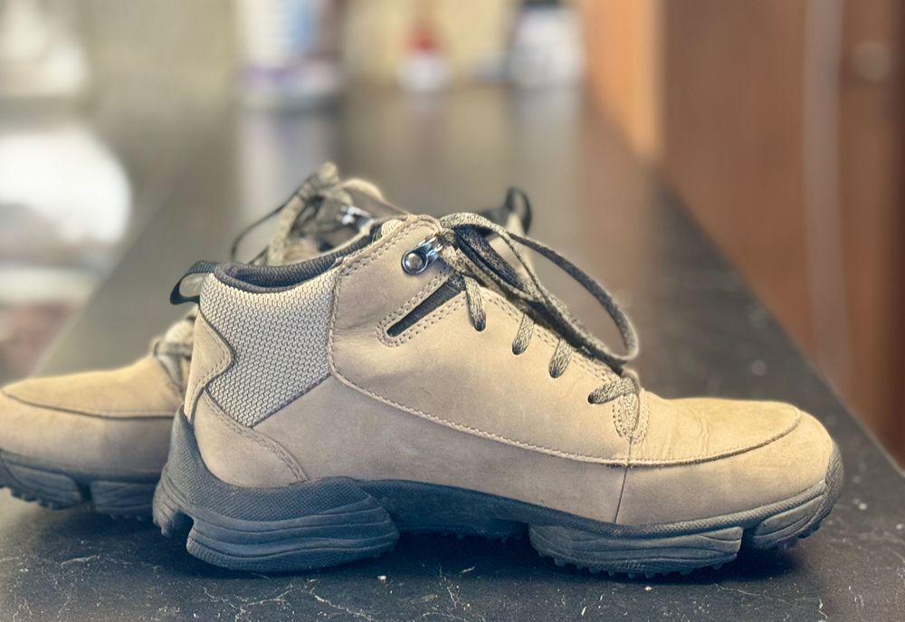 Туристически обувки CLARKS GORE TEX