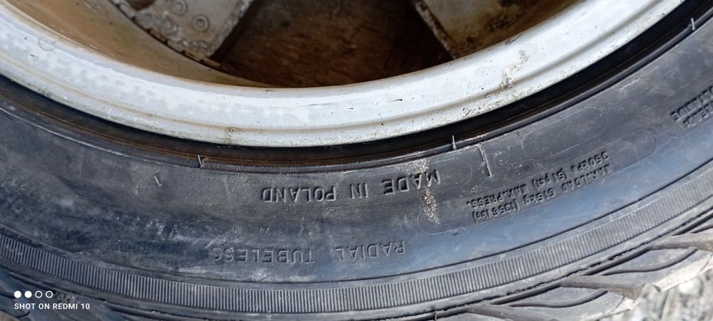 Продам диски  и шина  срочно