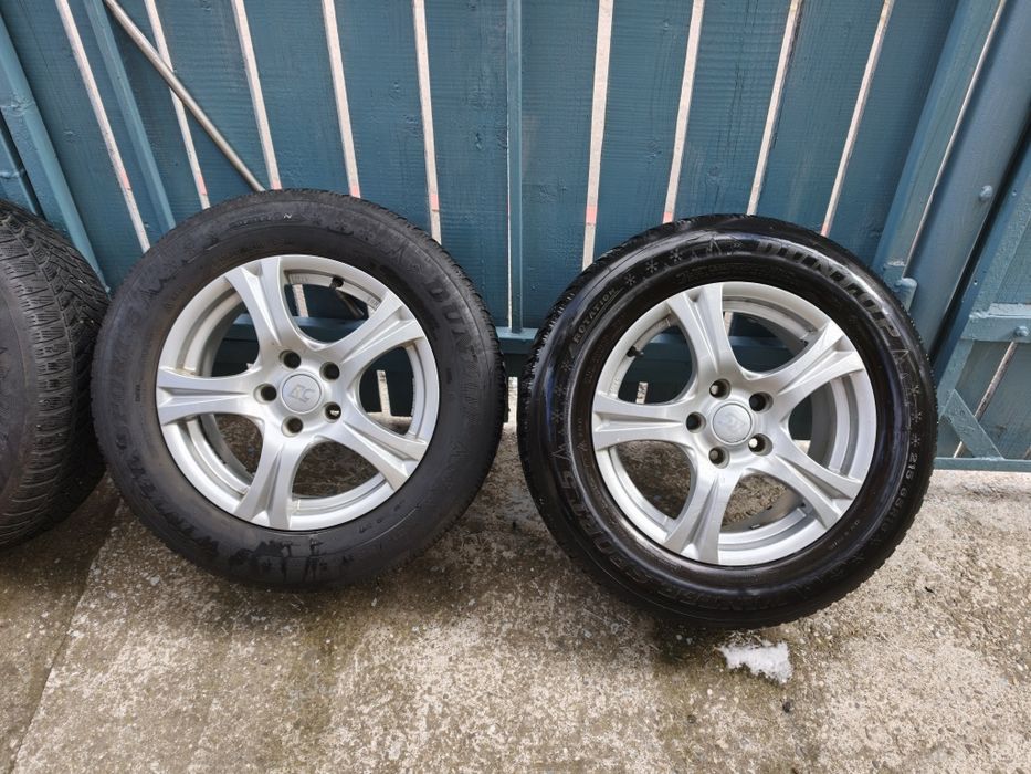 Set 4 Jante Aliaj 16" cu Anvelope Iarnă 215/65 R16 –  VW Tiguan