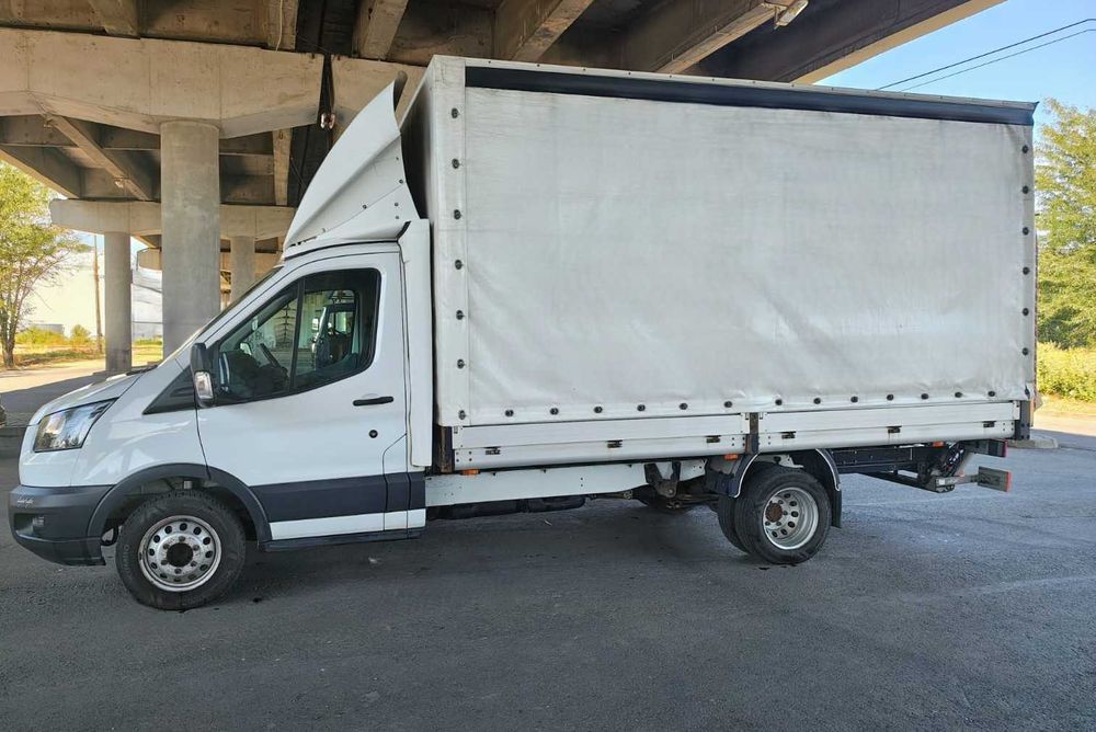 Vand Ford Transit cu lift