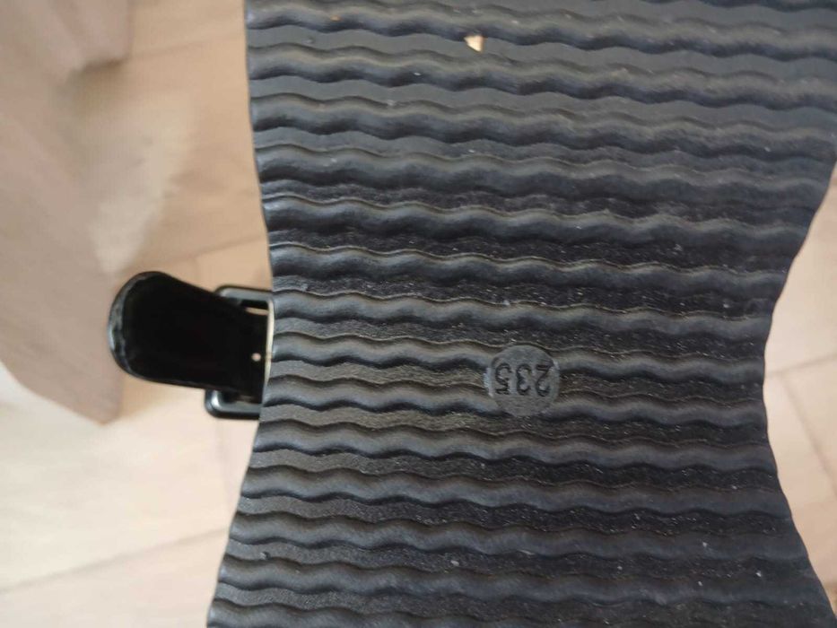 продам туфли в идеальном состоянии