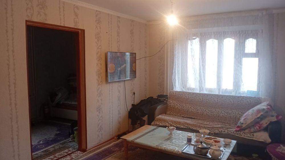 Продается 2-х комн. квартира в золотом квадрате по ул.Абая 200