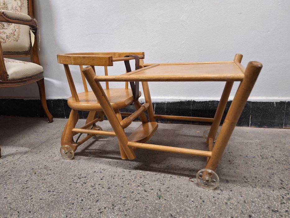 Детско столче за хранене