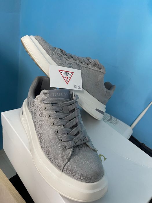 Adidasi GUESS originali