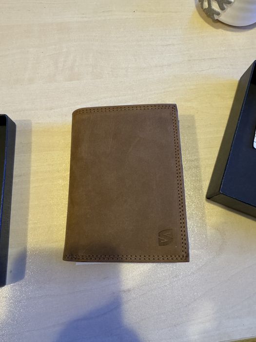 Портфейл - Чисто Нов Serasar