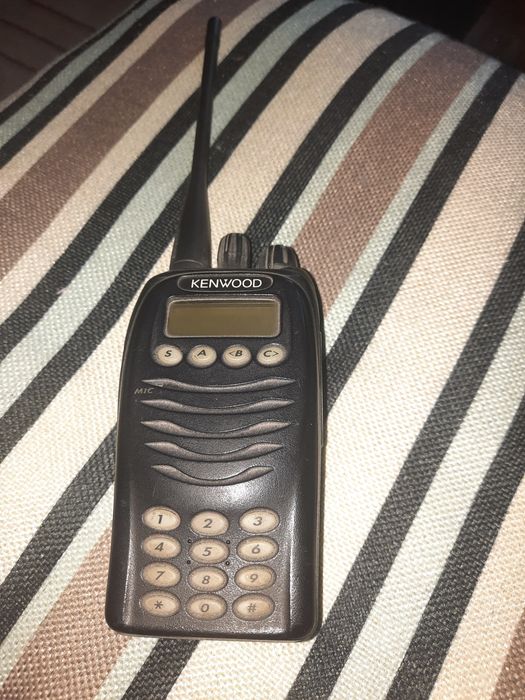 Продам KENWOOD TK-3170