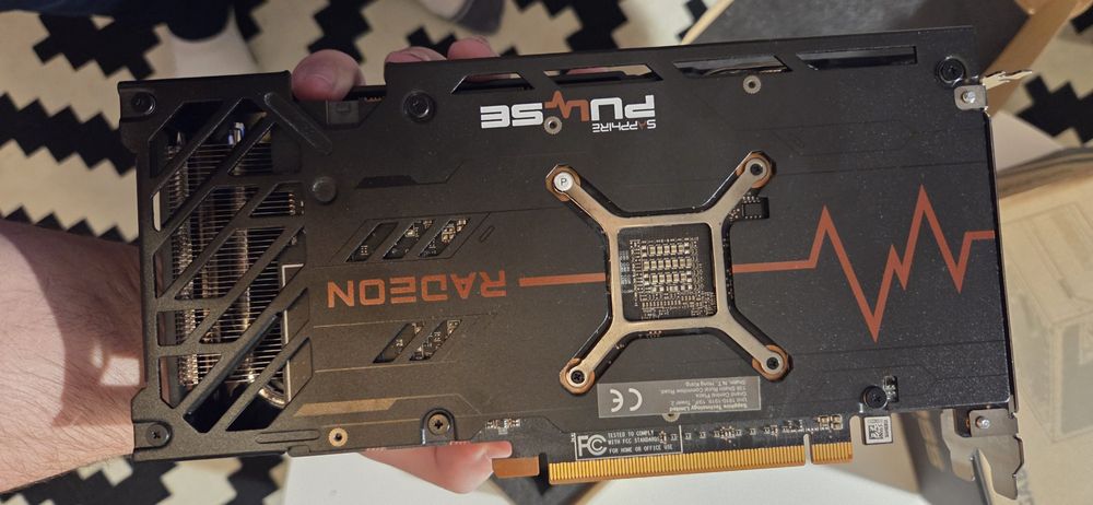 Placă video RX 6650 XT