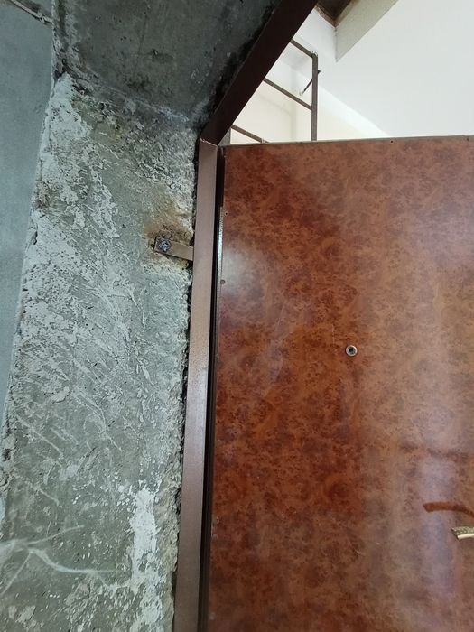 Temir eshik sotiladi idial toza