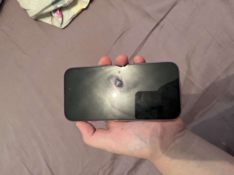 Продается iphone 16.  128гб