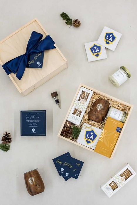 Элегантные подарочные коробки из фанеры и МДФ с вашим логотипом!