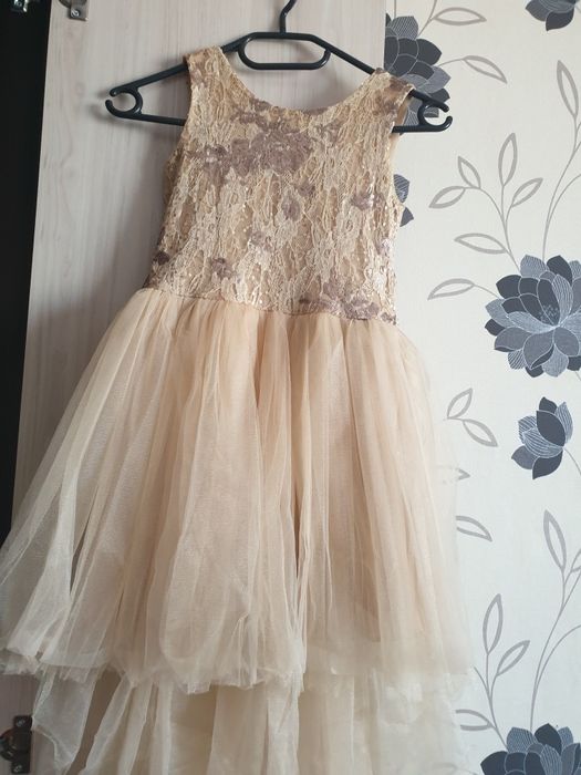 Официална детска рокля за 7г