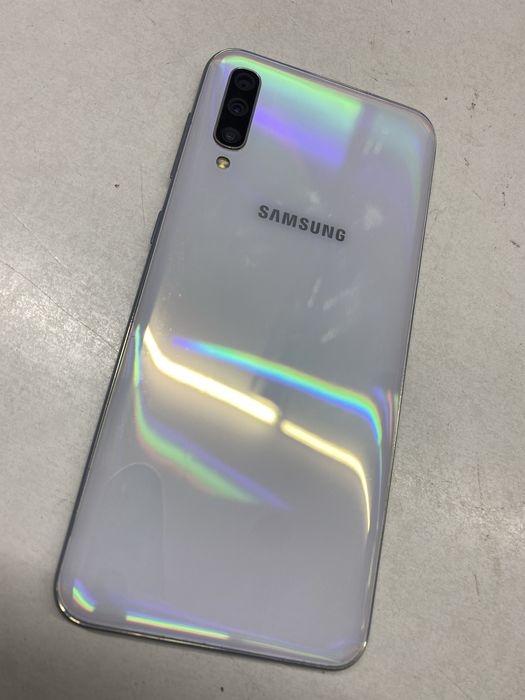 Samsung Galaxy A50