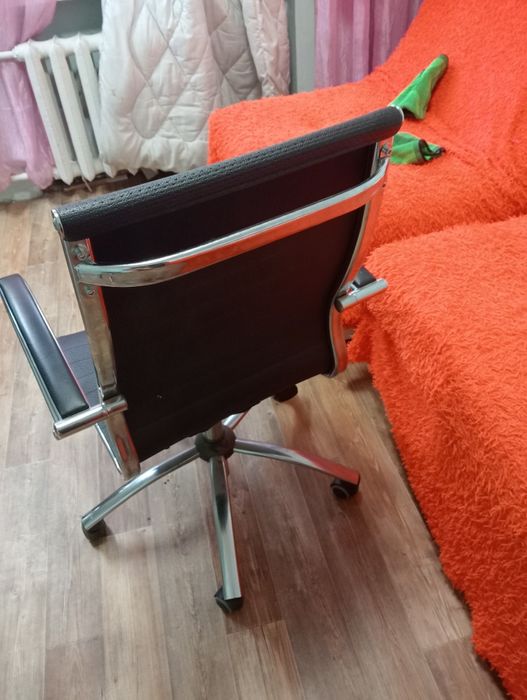 Продам кресло компьютерное моделирование