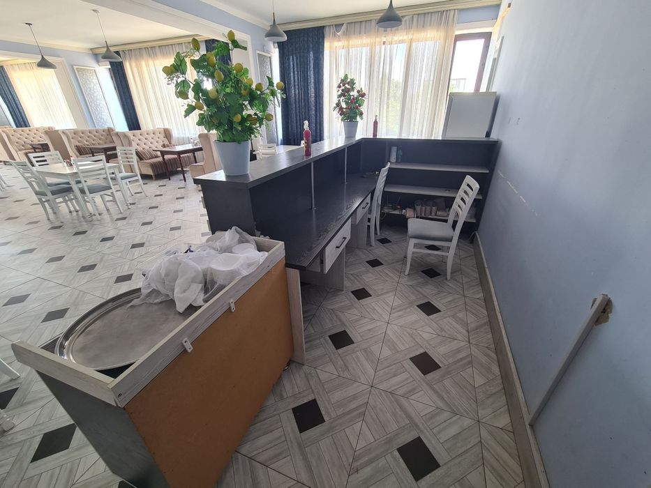 Kuxonniy bar 2,75m×2,85m