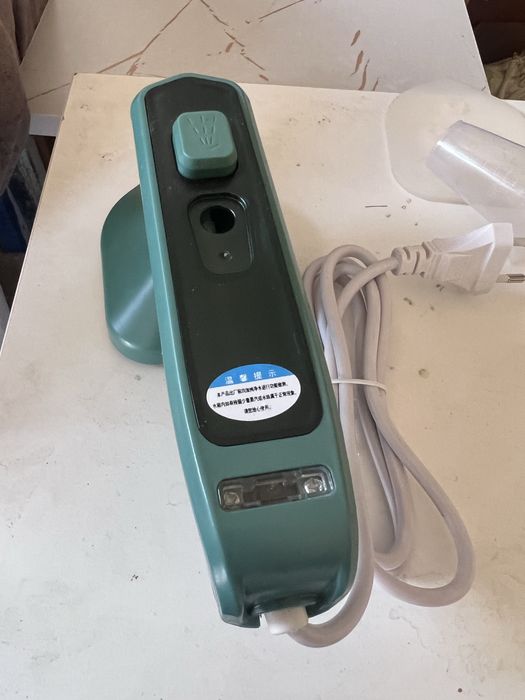 Портативный утюг