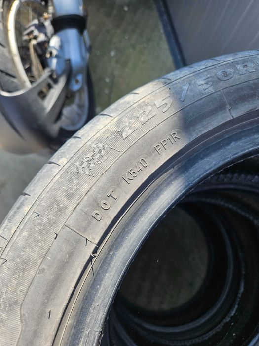 Летни Гуми DEBICA 17" 225/50