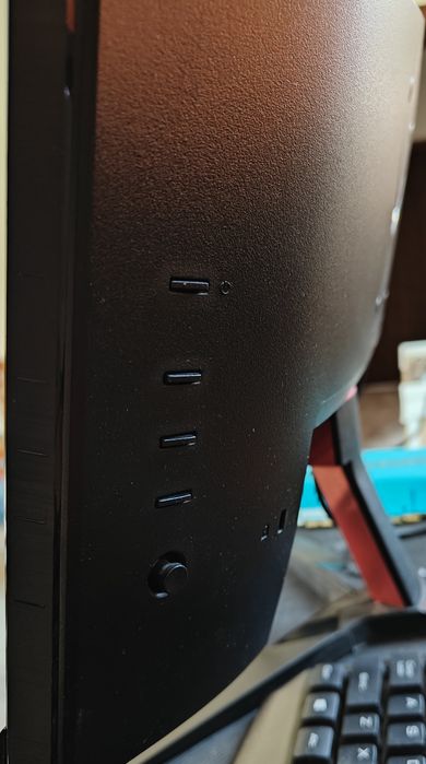 Геймърски монитор Acer KG [24"] – 100Hz / IPS / FreeSync / Отлично състояние