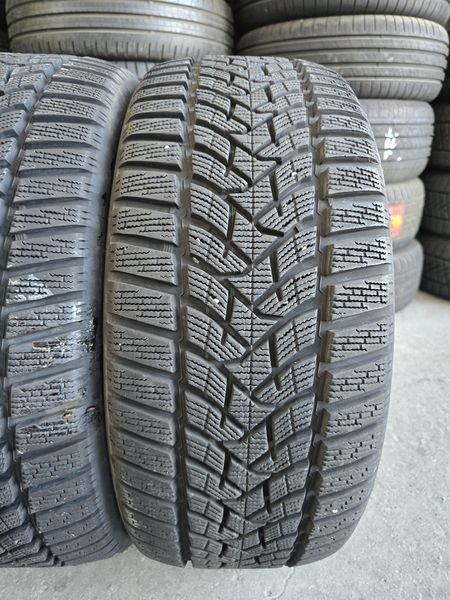 235/45/18 DUNLOP 4бр
