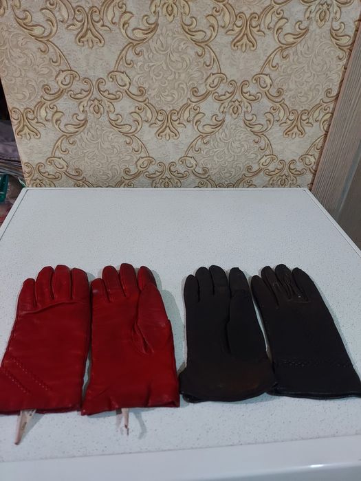 Продаю срочно  перчатки