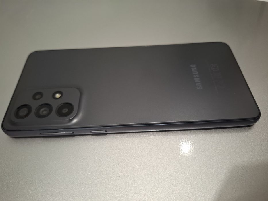 Продам Samsung A73