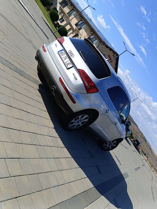Vând Audi q5 2009