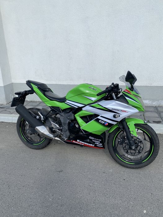 Kawasaki Ninja 250 SL, 2016