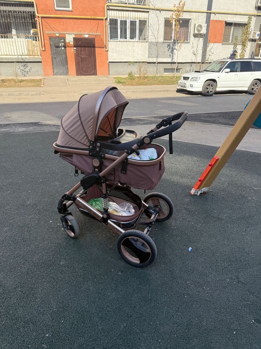 Продам детскую коляску.