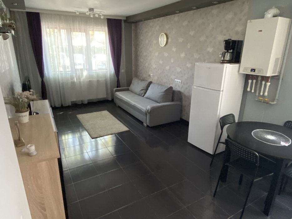 Inchiriez apartament 2 camere