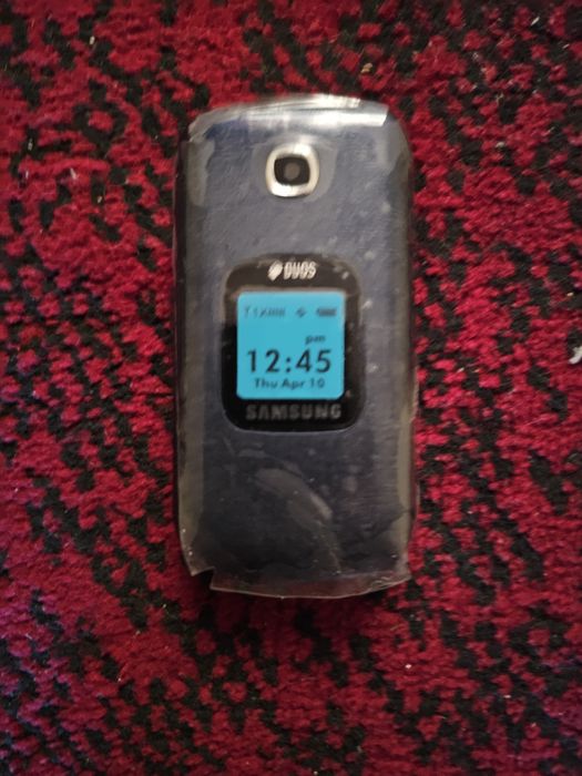 Samsung telefoni sotiladi