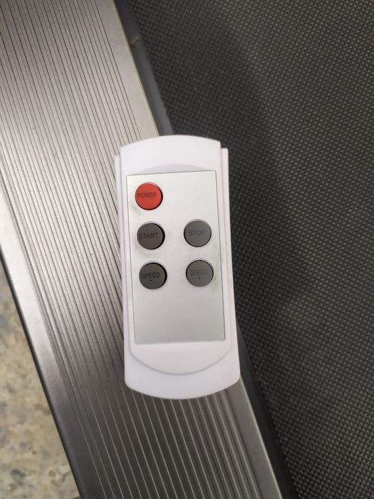 Продам электрическую беговую дорожку Life GYM Mini Pad