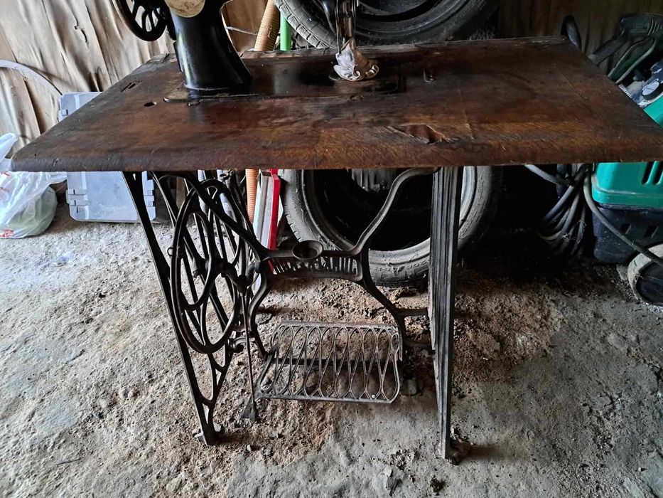 Шевна машина Сингер