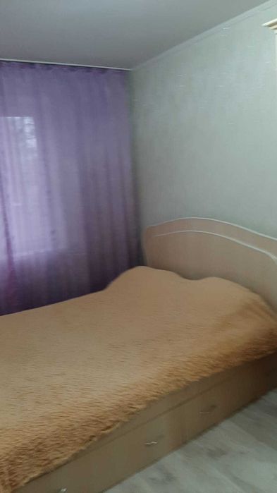 Продам спальный гарнитур