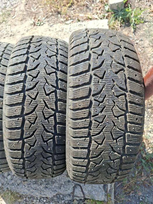 Продам шины 215/55/16 китай
