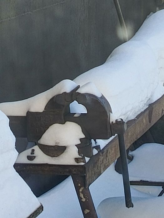 Тиски слесарные СССР