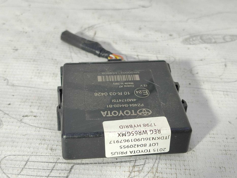 Modul senzori parcare / Unitate PDC Toyota Prius (XW30) COD: PZ464-B4420-B1 2015 / [2009-2015] / (5G3)