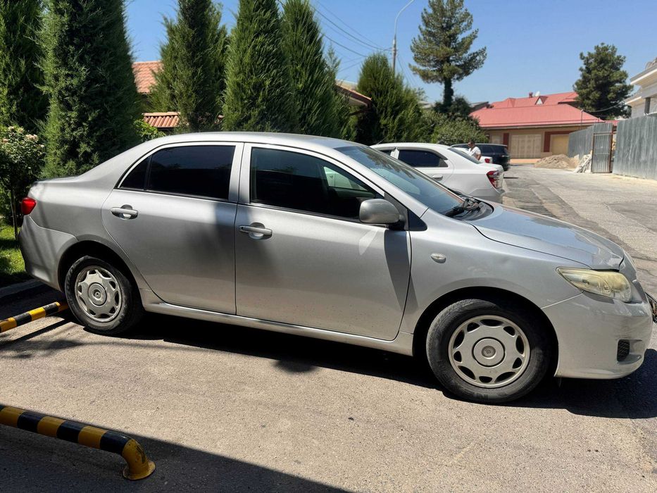 Toyota corolla 2008 год