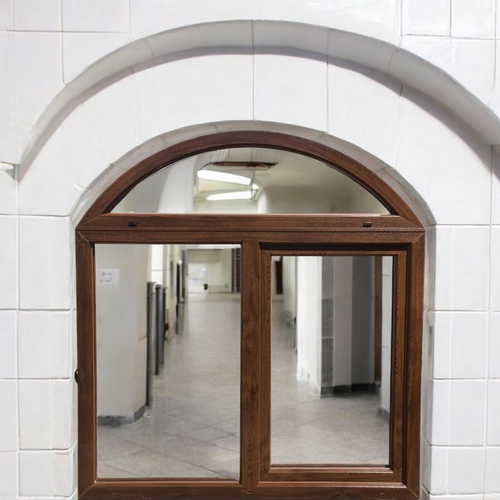 Ferestre cu arcada  noi termopan Pvc disponibil pe stoc
- 6 camere
- g